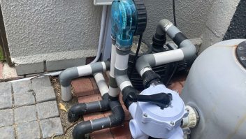 Swimming pool filtration system installed in Somerset West, Western Cape Town, ensuring clean, clear water and efficient pool maintenance for residential properties.