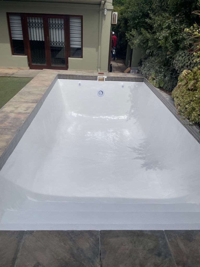 finished fibreglass pool Durbanville smooth modern gelcoat finish clear water