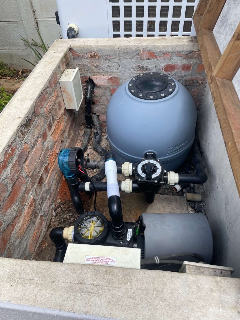 Upgraded swimming pool filtration system with energy-efficient inverter heat pump installed in Durbanville, Cape Town by Pools Reno