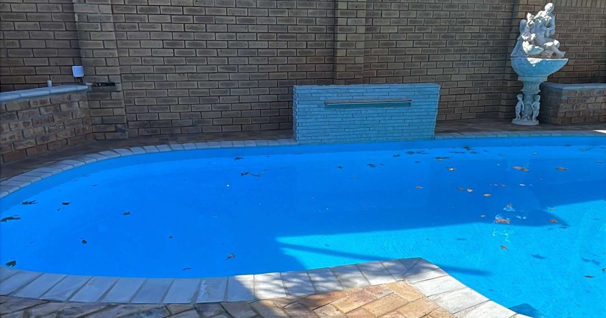 Fibreglass pool lining Cape Town for a heated swimming pool