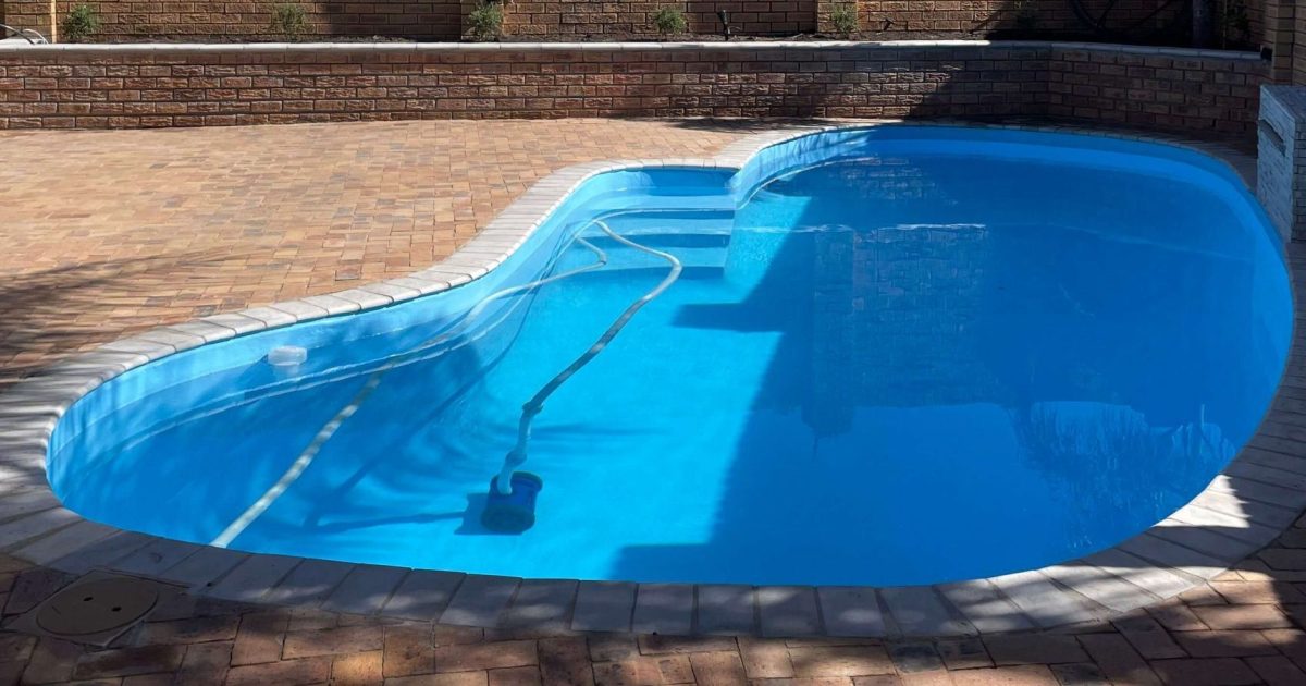 Professional fibreglass pool lining, relining and resurfacing in Cape Town.