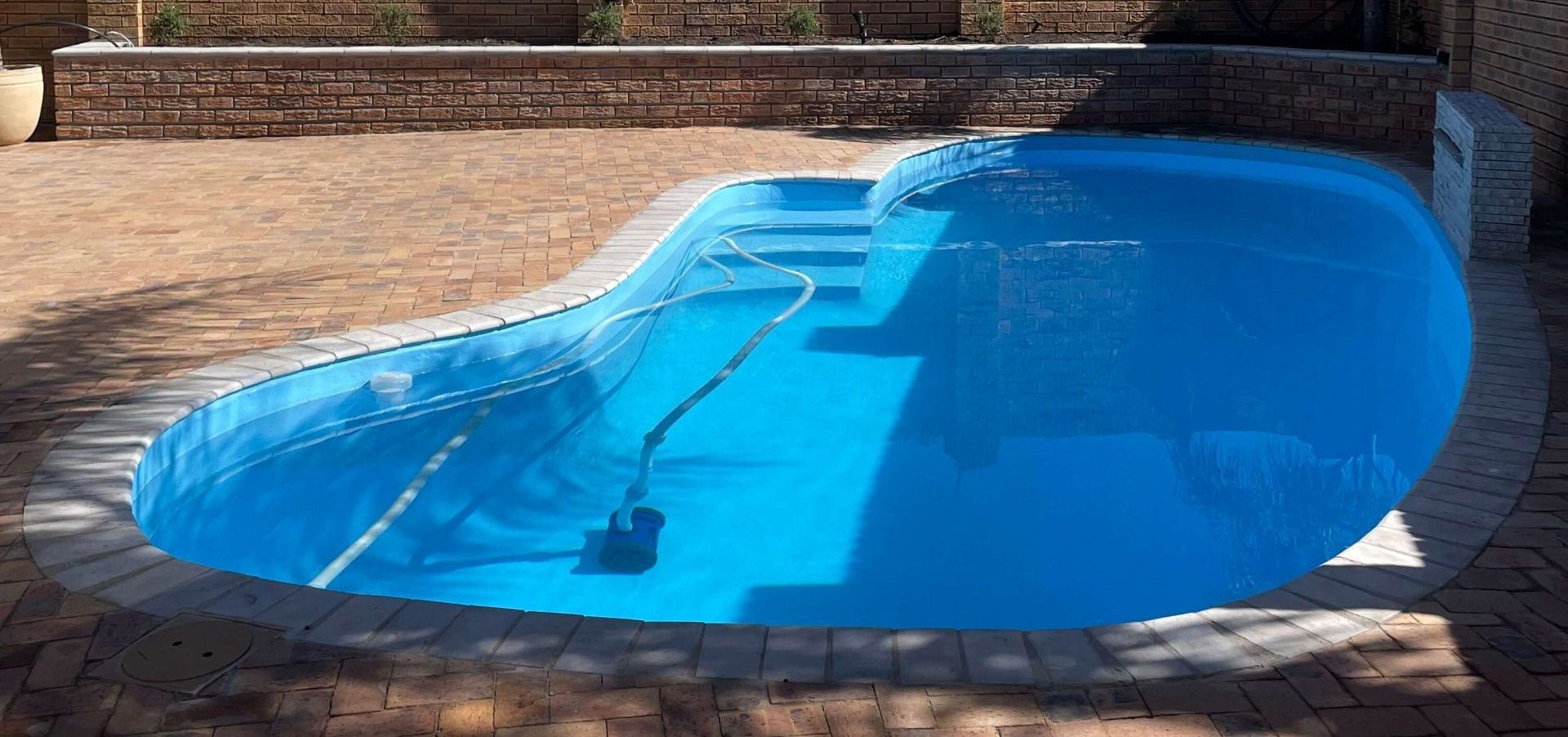 Professional fibreglass pool lining, relining and resurfacing in Cape Town.