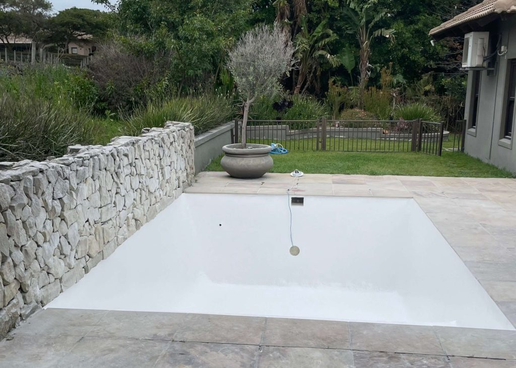 Fibreglass pool lining Cape Town for heated swimming pool